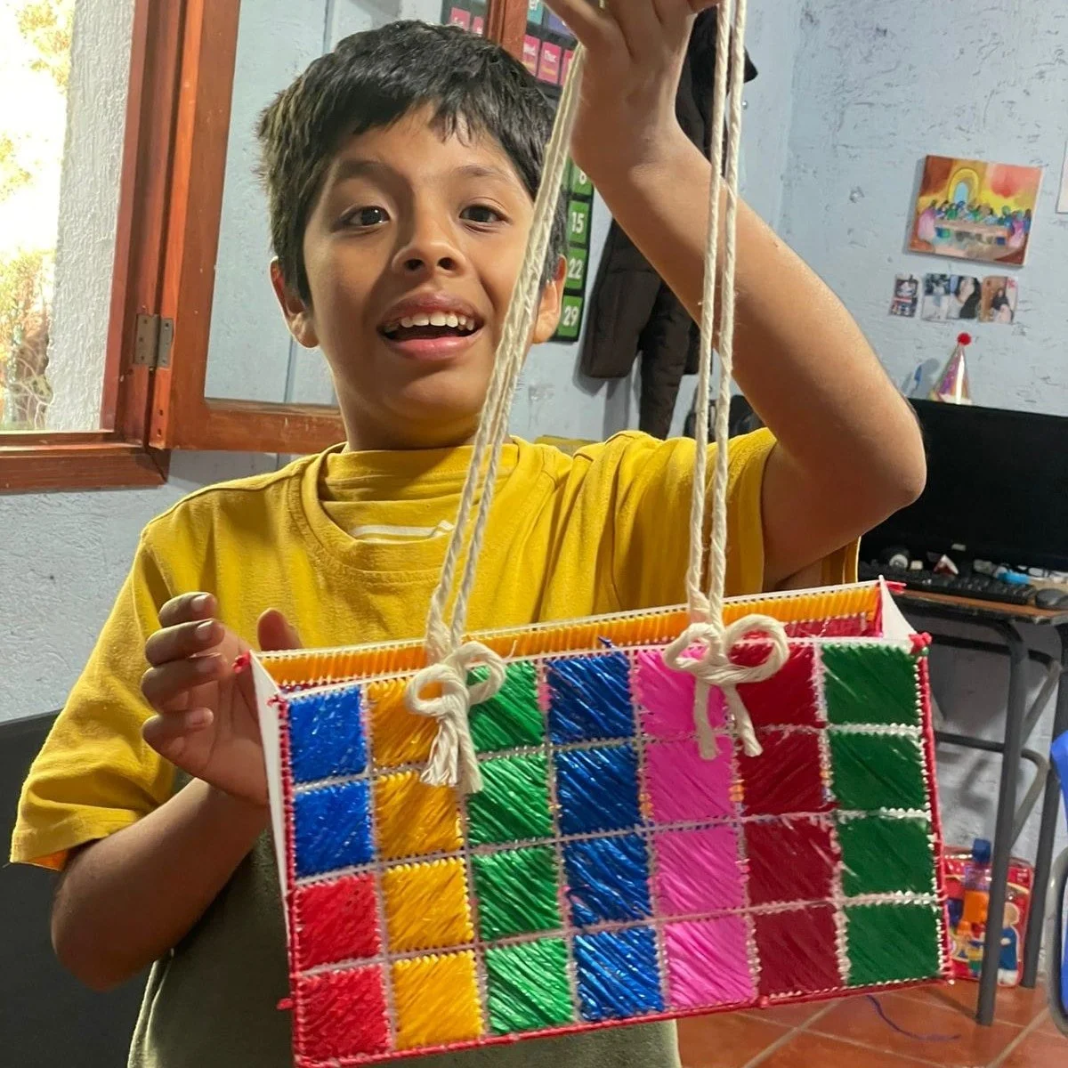 Marcos, Daniela, and Yonatan have learned how to weave these beautiful bags with the guidance of their teachers. Thanks to your support, we are able to provide a safe place for children with special needs to encounter Jesus, grow academically, and re