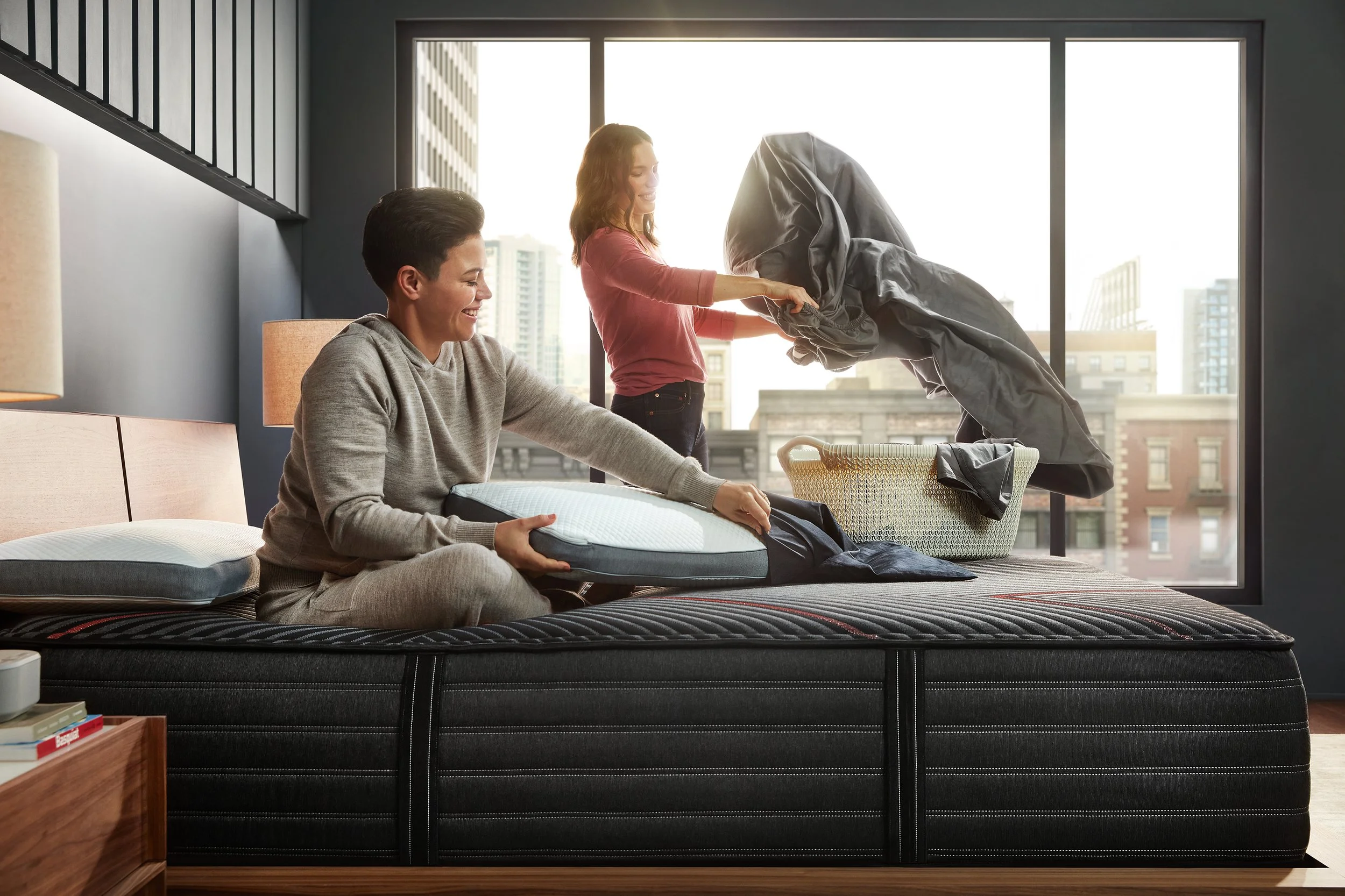 BR22_Black_Hybrid_C-Class_FM_Lifestyle_AM-Laundry_1_TW_1530.jpg
