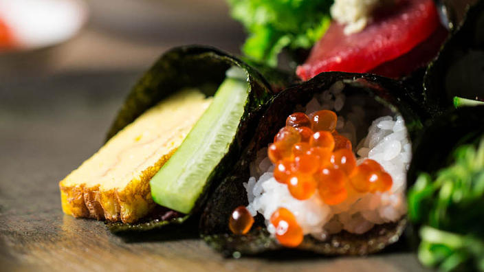 Hand-rolled-sushi.jpg