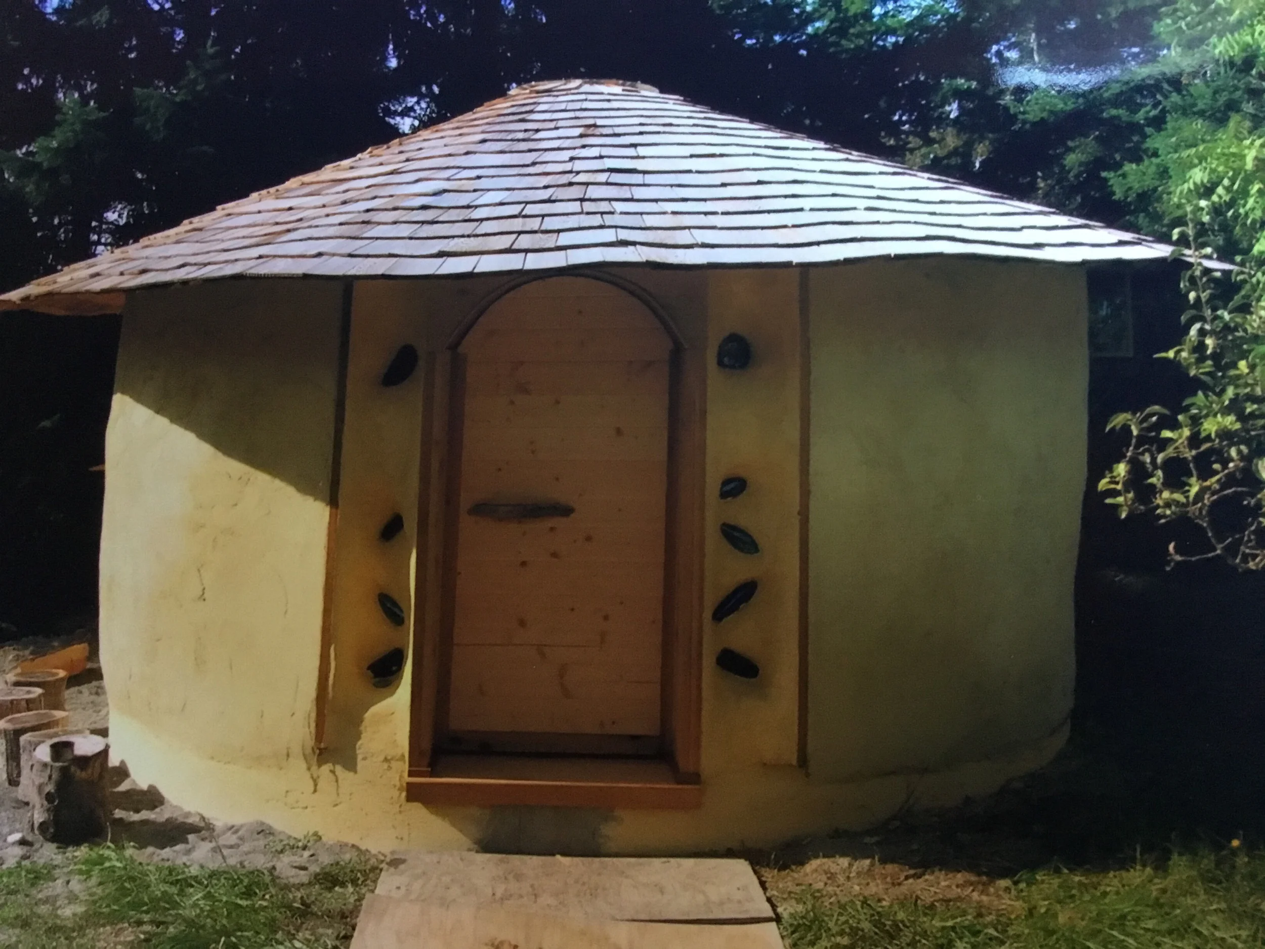 Coupeville straw bale cottage.