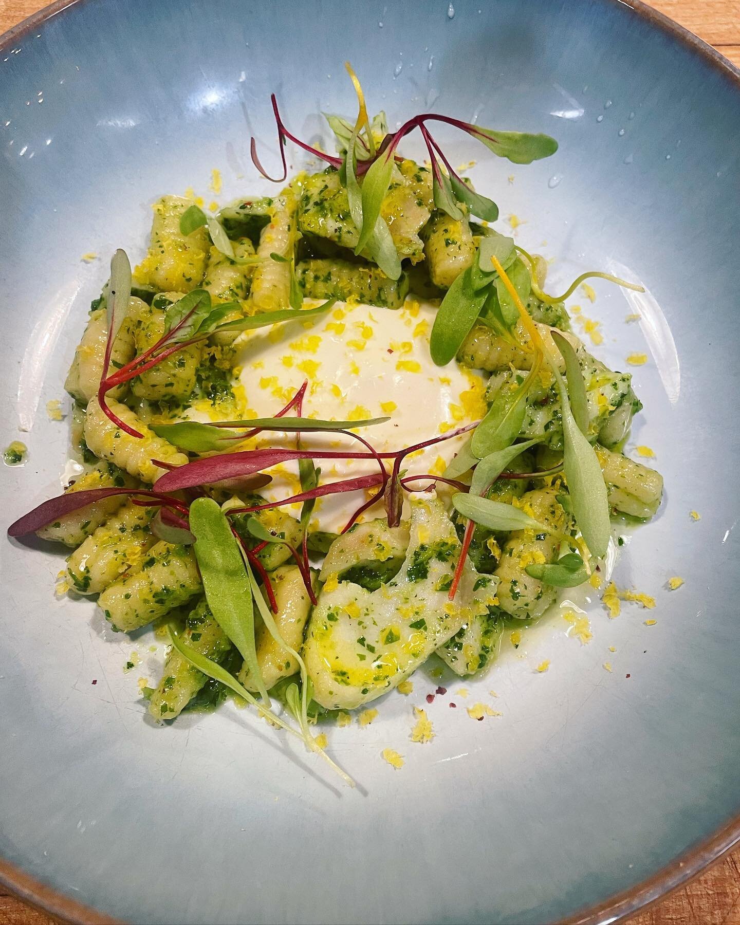 House made salt cod &amp; cavatelli with pea shoot pesto and @fuzzyudder Tempest fondue 🫕 

Also $2 oysters tonight &amp; Wednesday! 🦪 

Reservations by phone or online, link in bio.