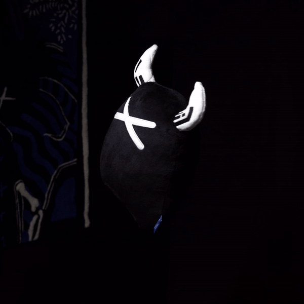 MonPlushdisplay.gif