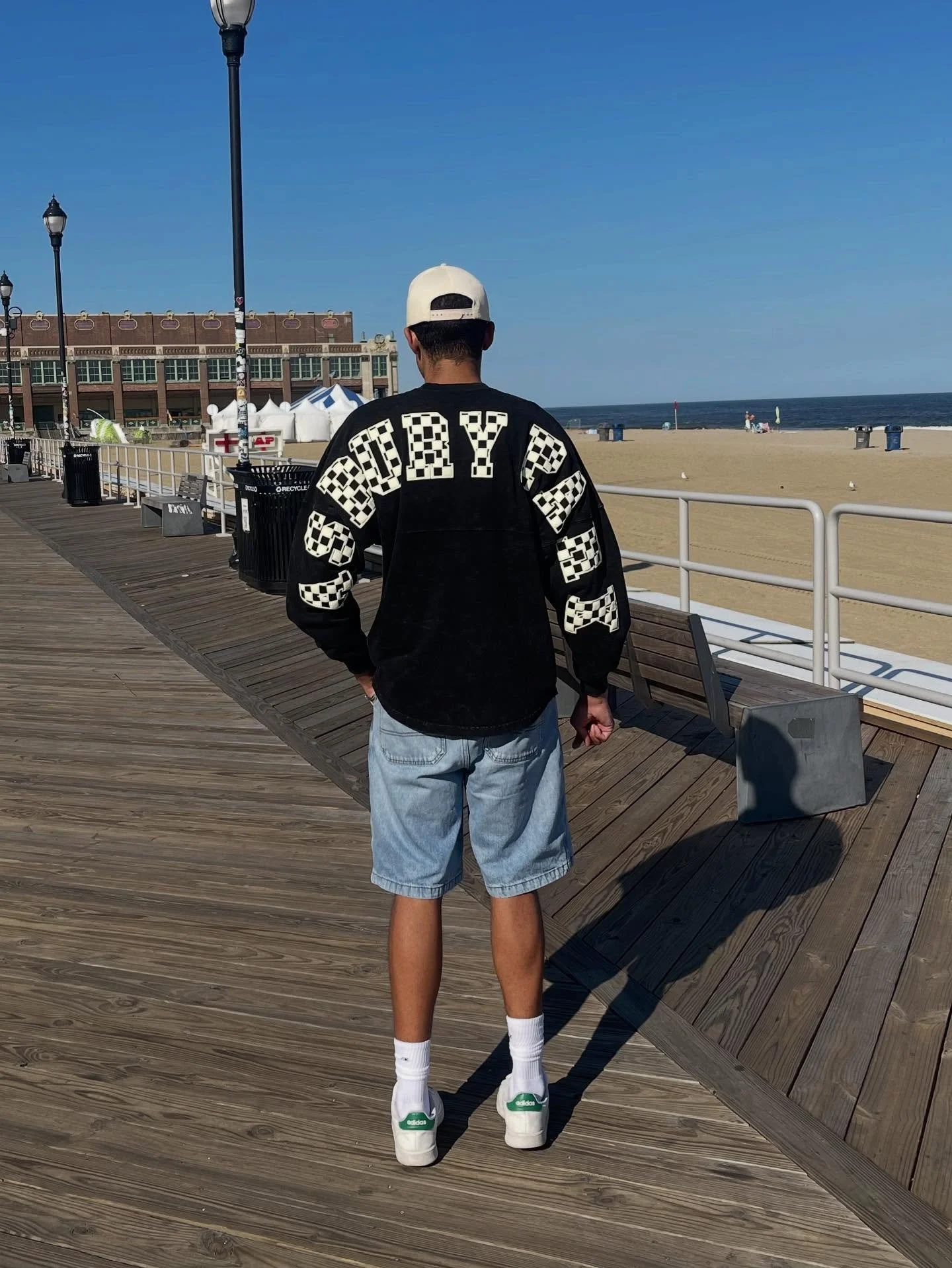 @christurkswim EXCLUSIVE NEW merch for @seahearnow , available NOW online, in store and at our booth at Sea.Hear.Now! Come stop by and say heyyy! 🏖️🎶