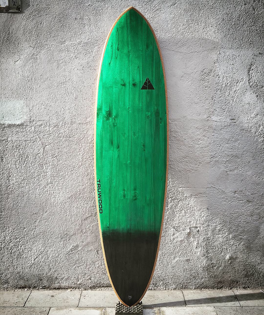 Tabla de surf de madera (copia)