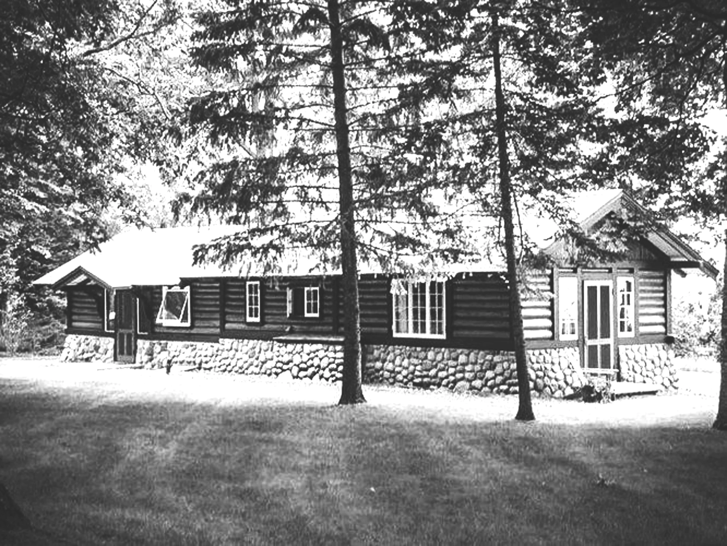 mls-449258-2841-n-lake-shore-drive-harbor-springs-mi-49740.15bw copy.jpg