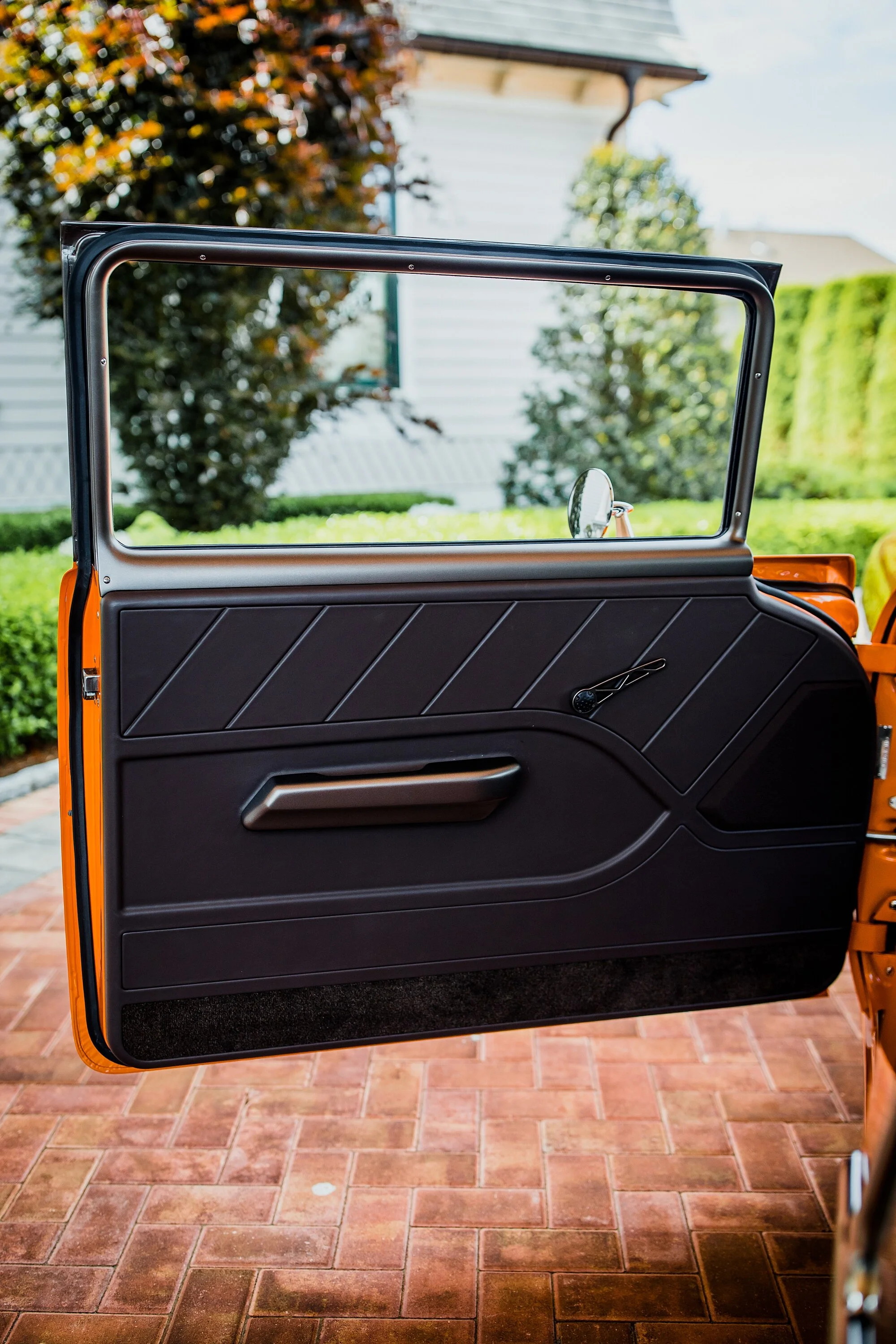 catback-creative-norm-gavin-restomod_0116.jpg