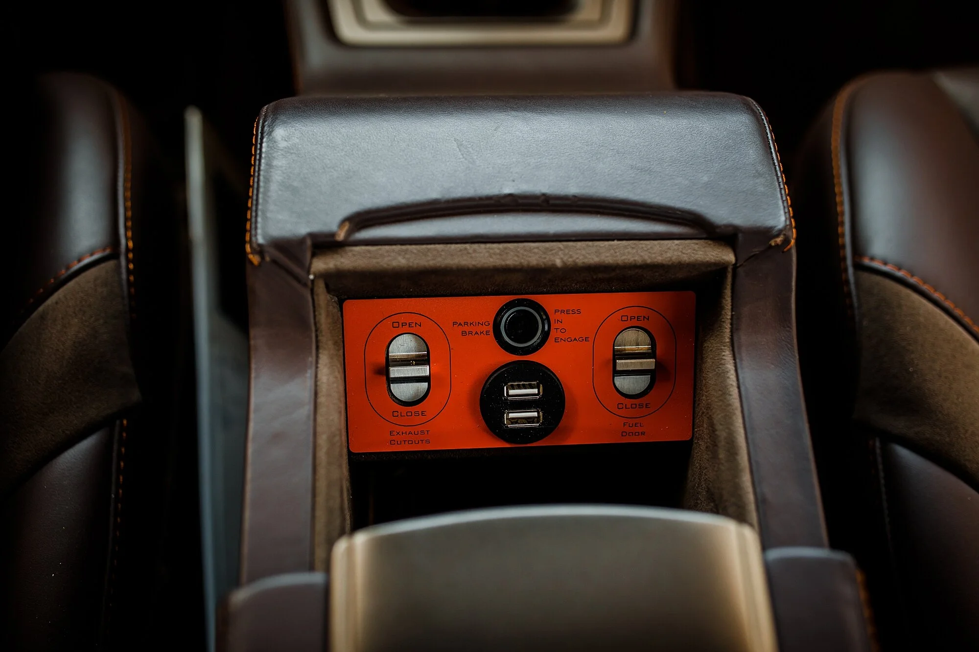 catback-creative-norm-gavin-restomod_0132.jpg