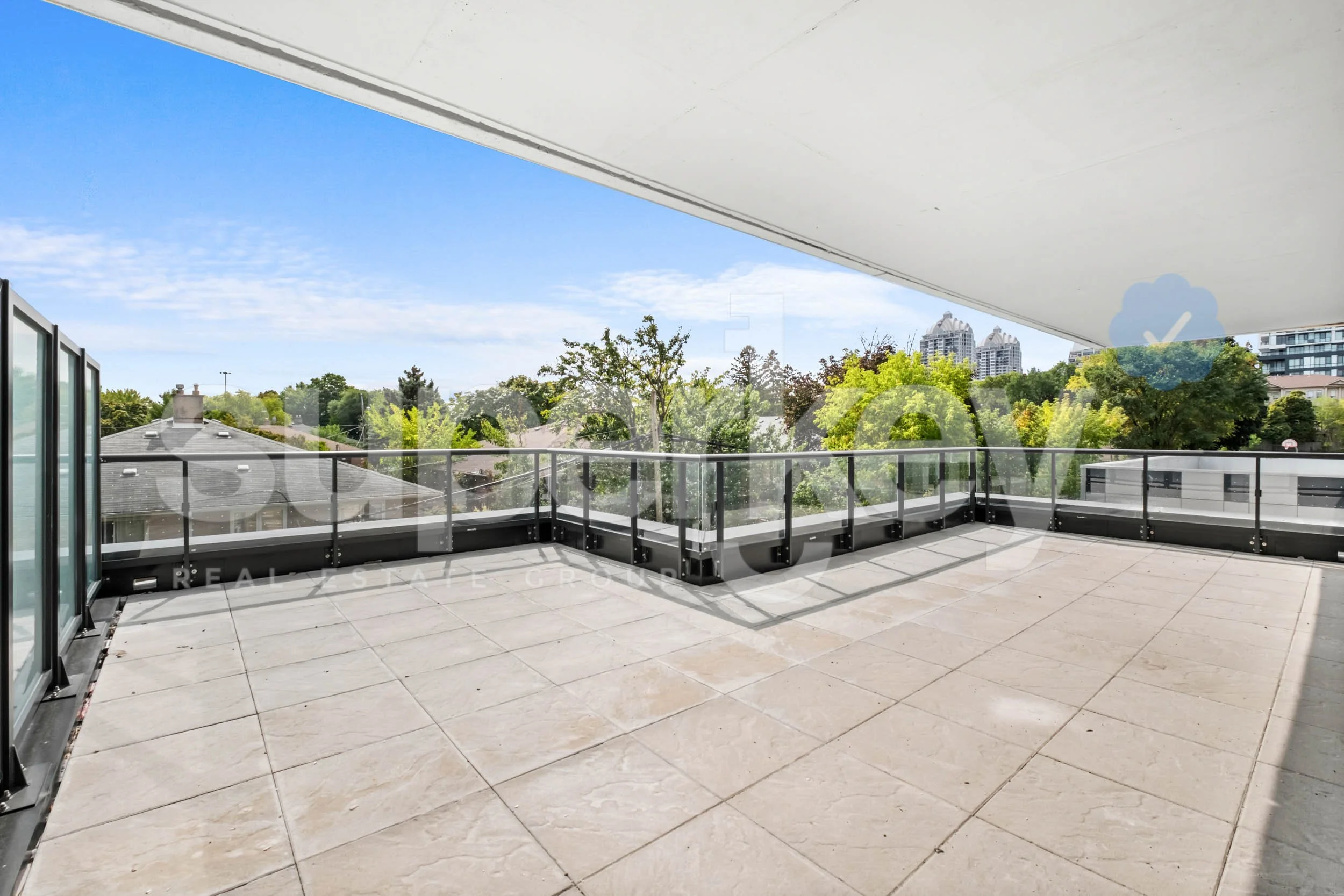 208-699 Sheppard Ave E, Toronto 023.jpg