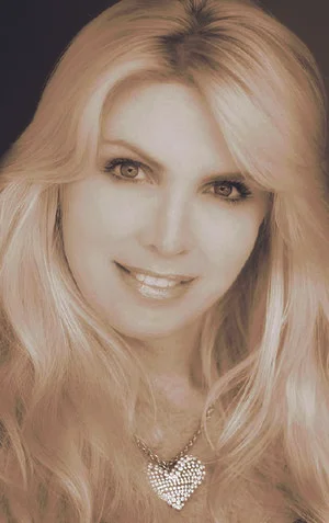 Karen-Lynn-Poulos-Sepia_V.jpg