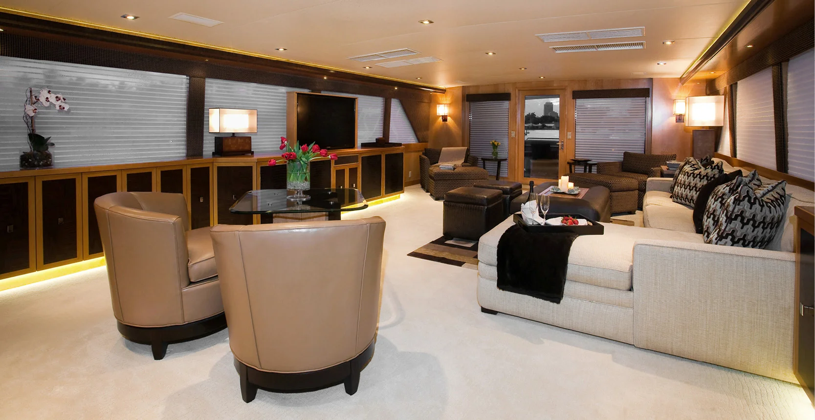 Karen-Lynn-Interior-Design-Yacht-Doubledown_15.jpg