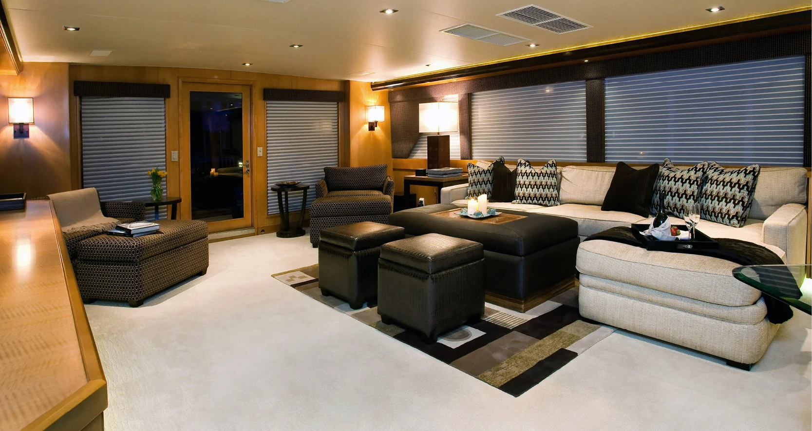 Karen-Lynn-Interior-Design-Yacht-Doubledown_16.jpg