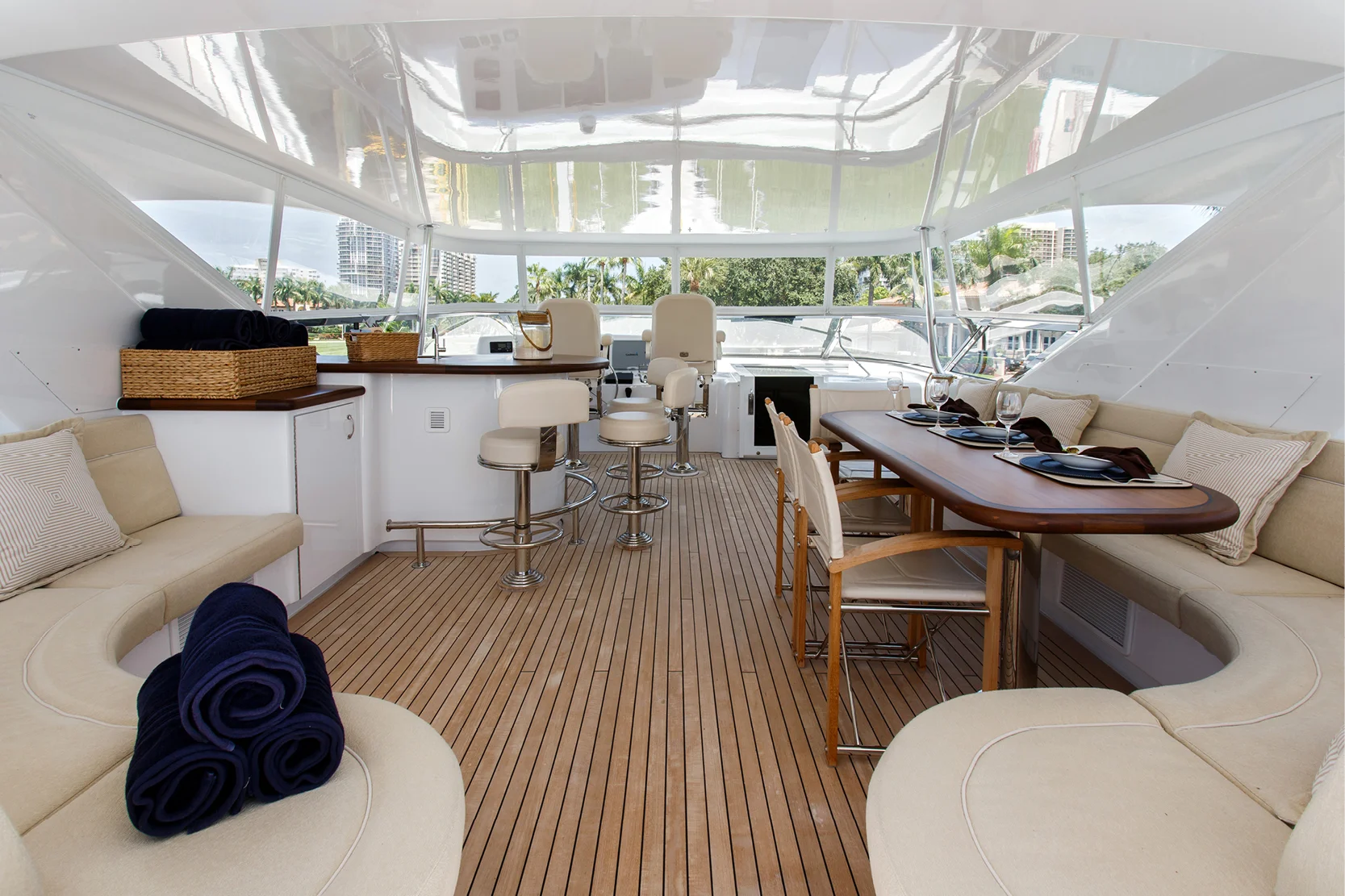 Karen-Lynn-Interior-Design-Yacht-Elmiran_3.jpg