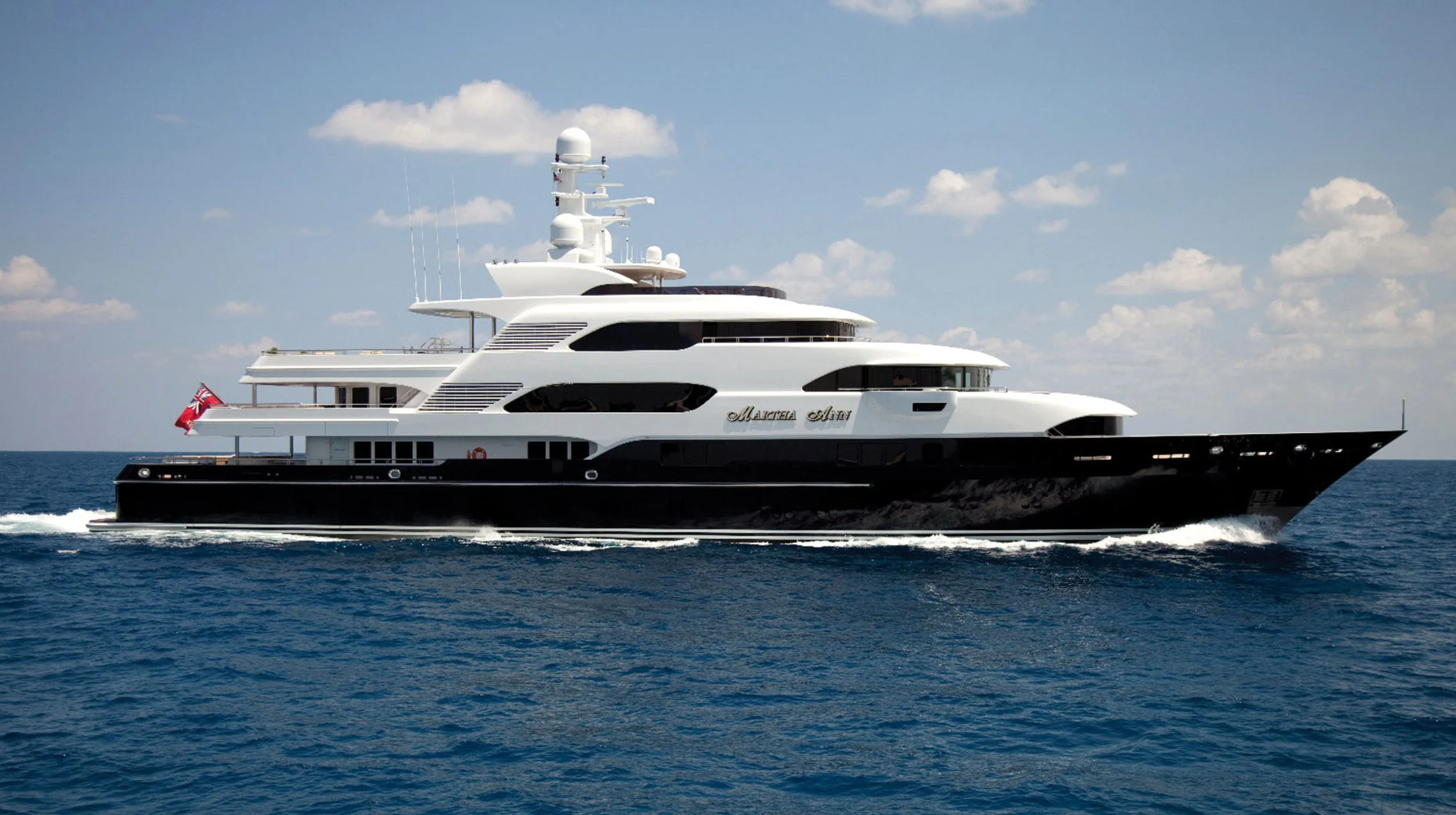 Karen-Lynn-Interior-Design-Yacht-Martha-Ann-1.jpg
