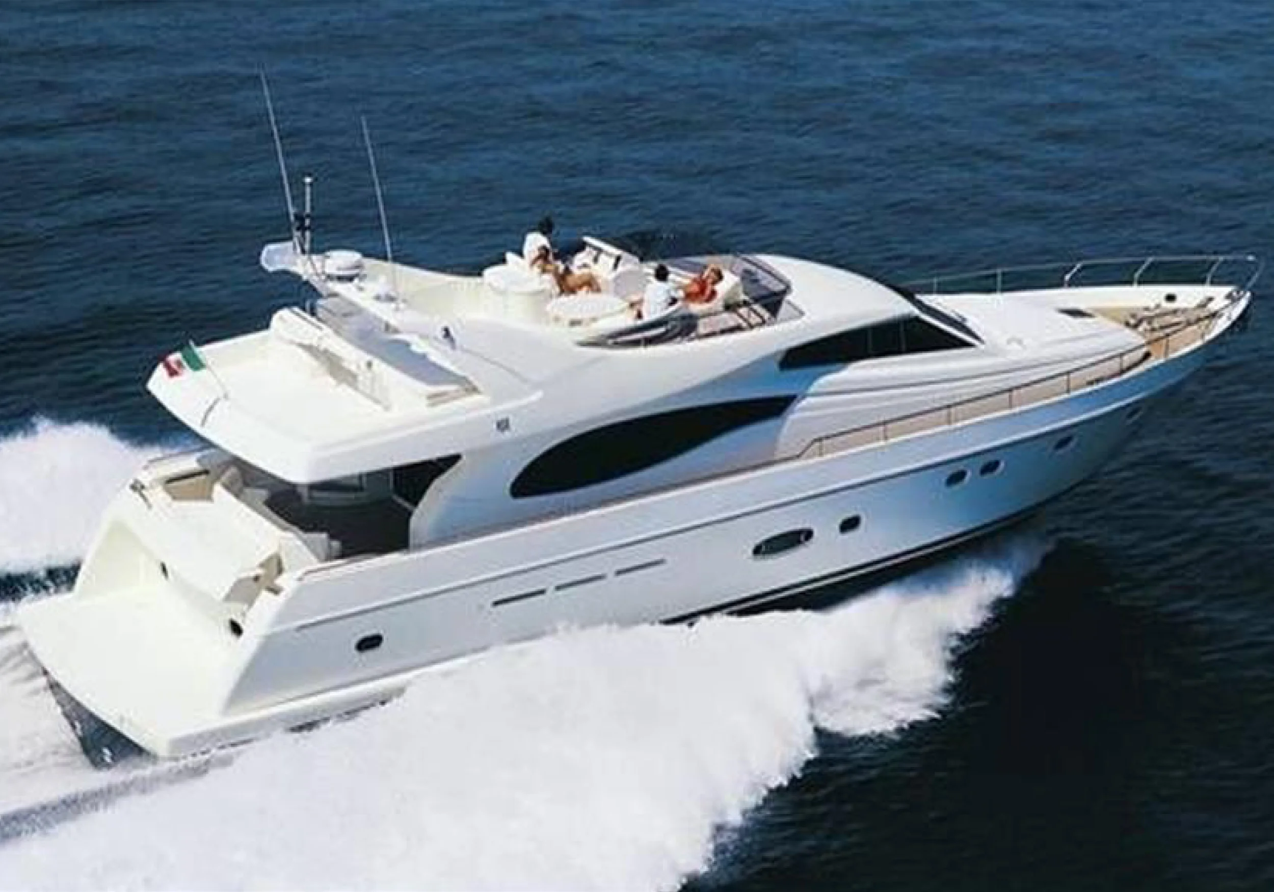 Karen-Lynn-Interior-Design-Yacht-MarineMax-Ferretti73-1.jpg