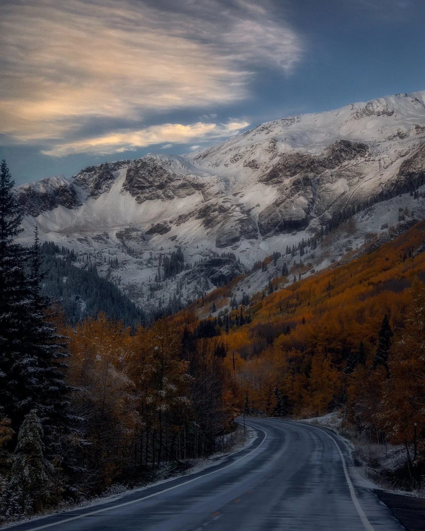 Snowliage in Colorado&mdash; a time of year when leaves turn golden and the temperature chills. In the mountains, warm colors blanket forests as peaks are covered with snow. The clashing of seasons&mdash; when winter meets autumn and contrasting elem