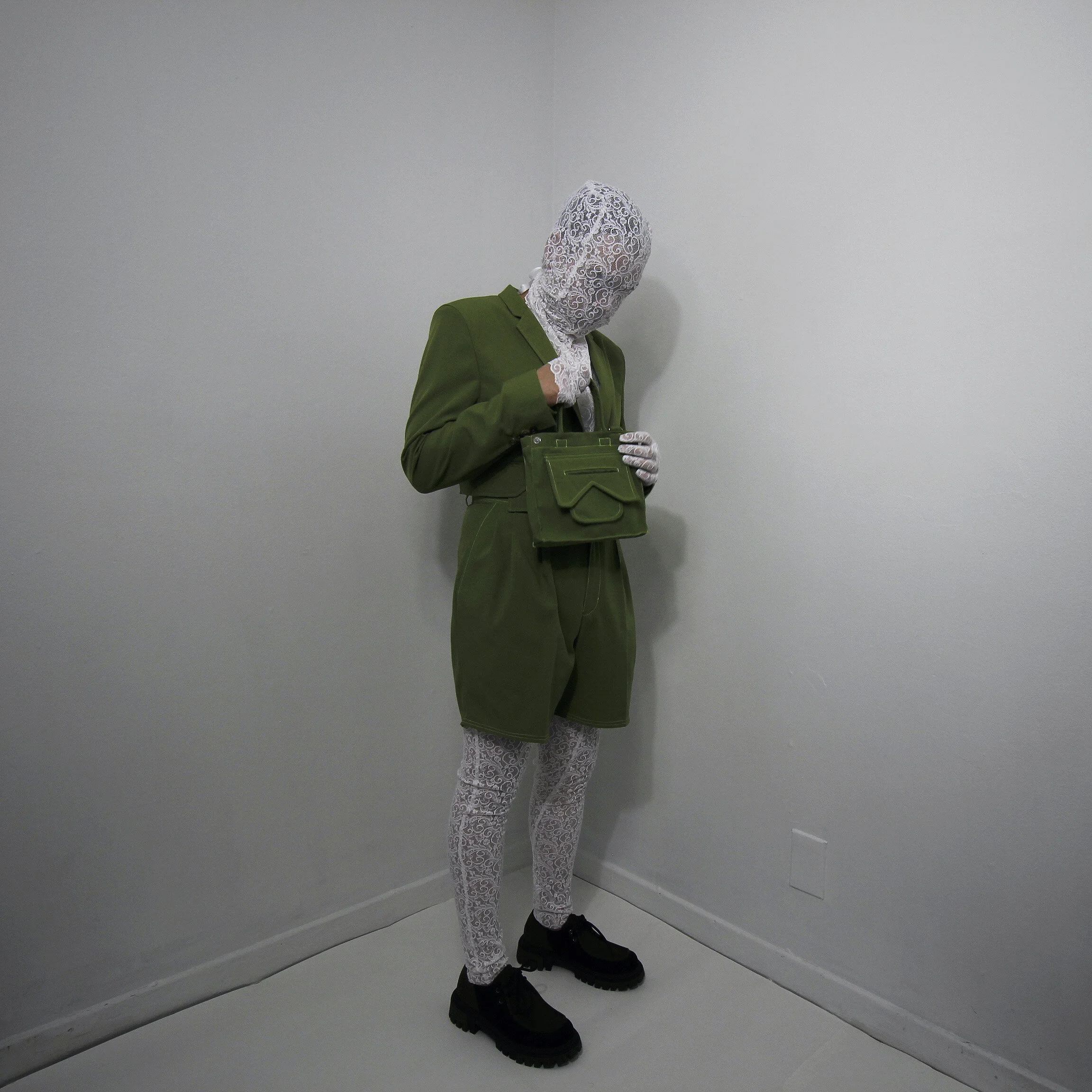 AvoCropped04.jpg