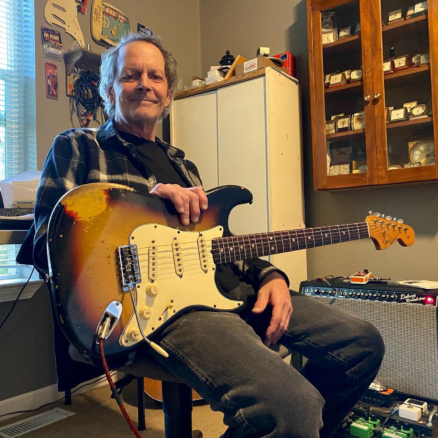 Pops Samsel giving the 66 Strat the stamp of approval. #welcometothetonezone