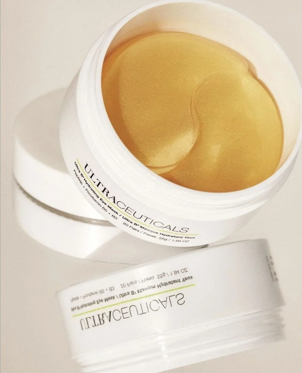 The eye area loses moisture faster than anywhere else on the face. 🤍⁠
⁠
The Ultraceuticals B2 Hydrating Eye Mask delivers a concentrated hit of vitamin B2 and hyaluronic acid to plump, hydrate and reduce the appearance of fine lines around the eye. 