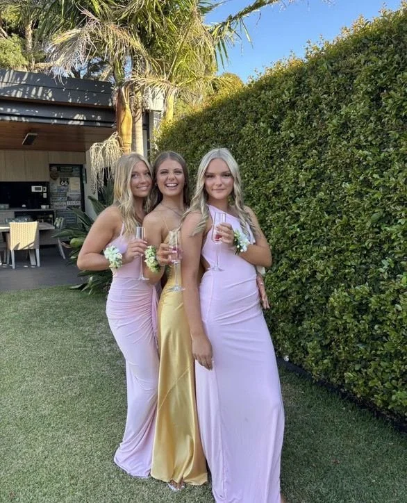 Formal season is here. 🥂⁠
⁠
Skin, lashes, brows, nails and tan. We can help with all of it, and the earlier you book, the better the results on the night.⁠
⁠
Get in touch and let's put a plan together. 🤍⁠
⁠
#mentonesalon #formaldress #pureaesthetic