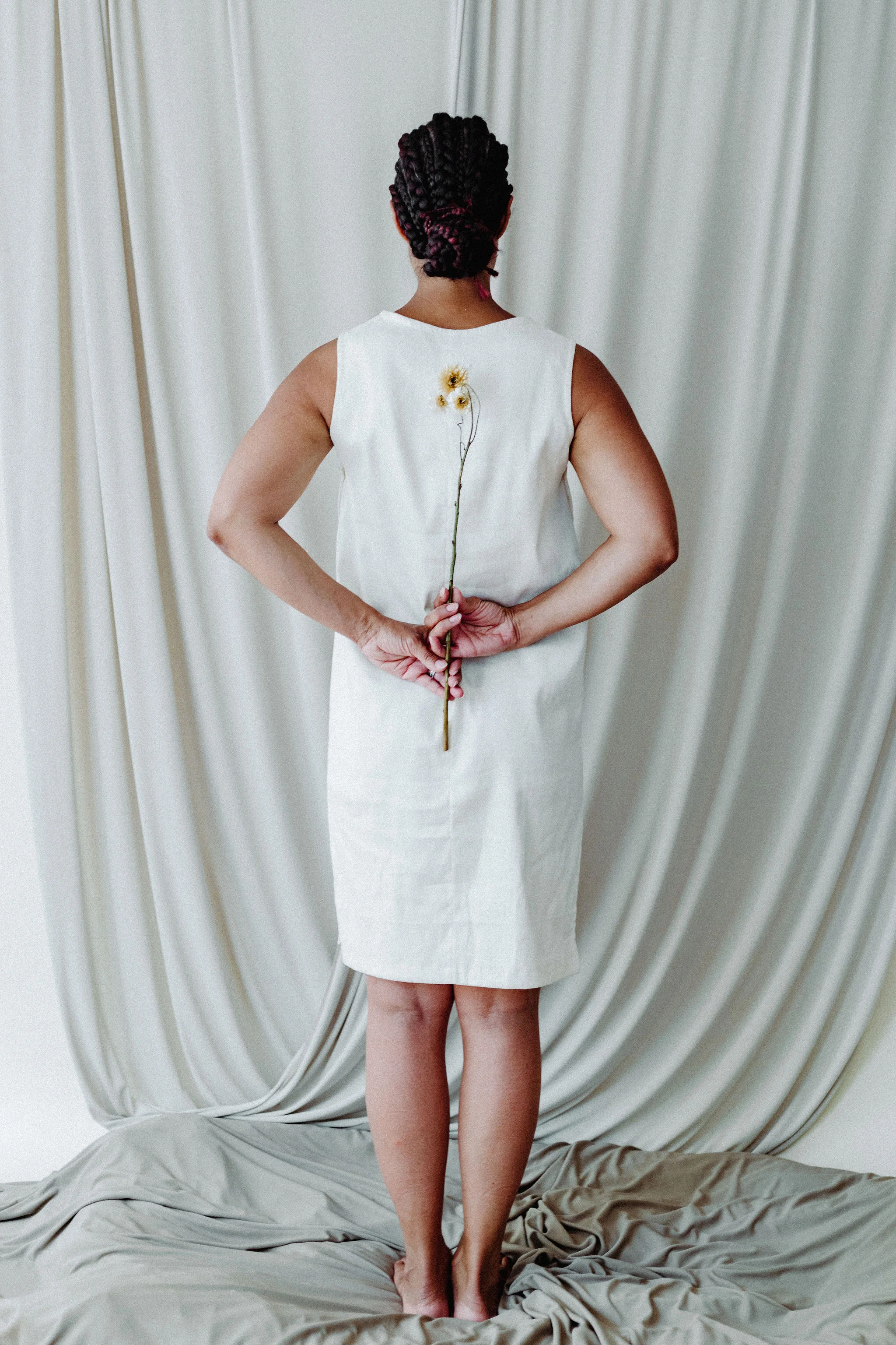 cc_cuartocreciente_white_dress4.jpg
