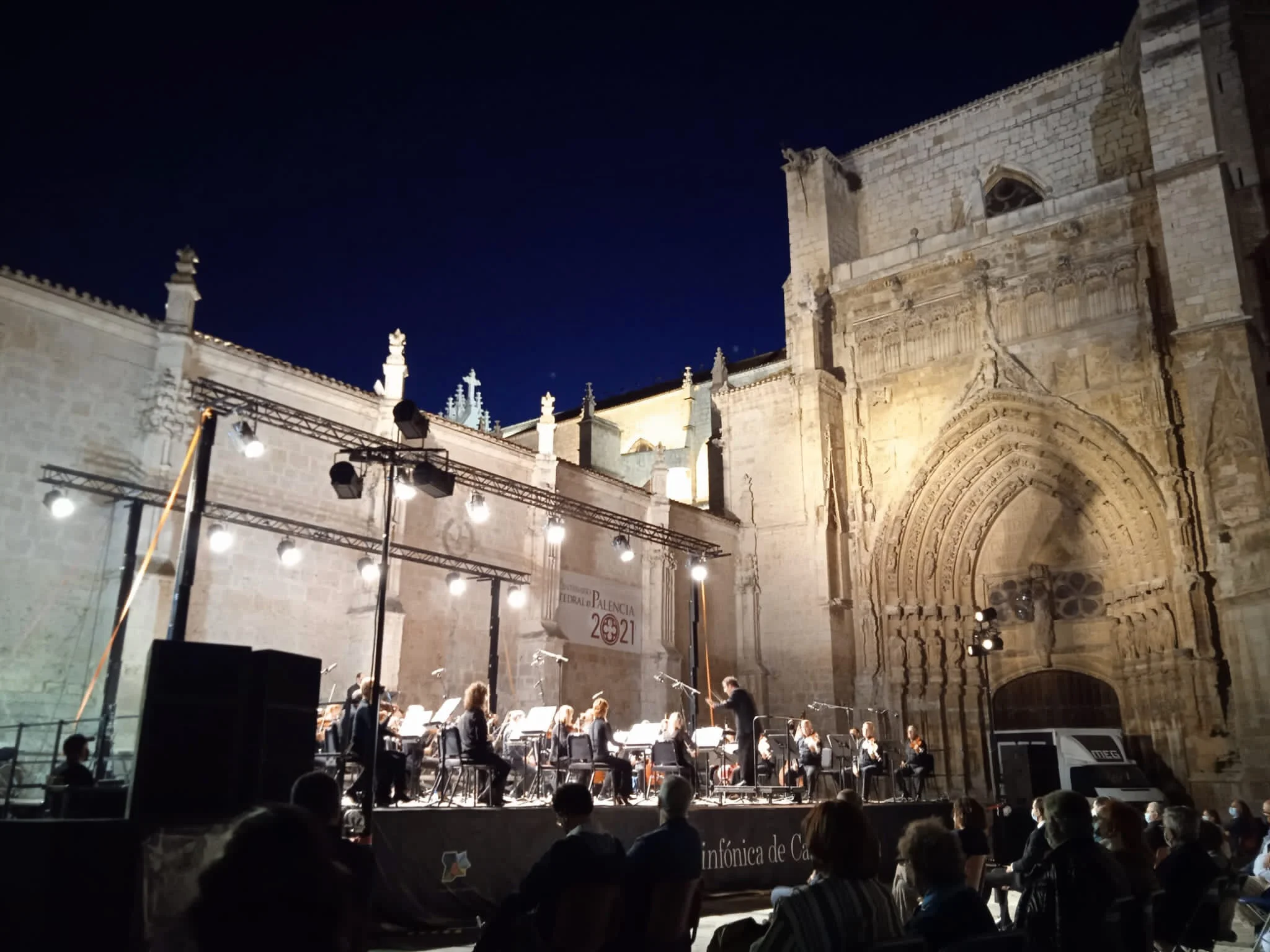 Spain debut: Orquesta Sinfónica Castilla y Leon