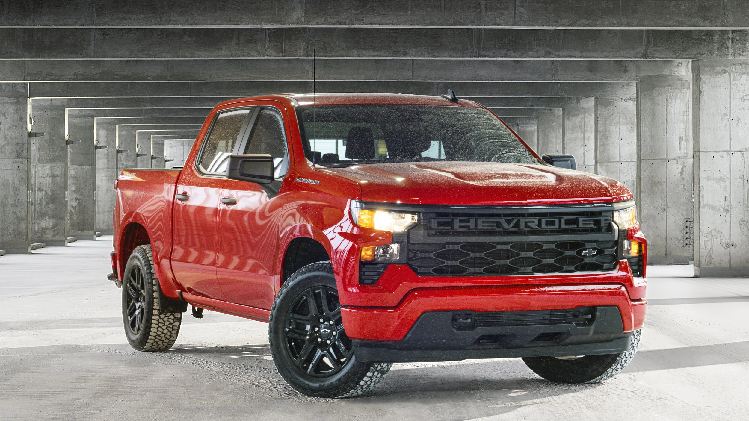 JGP22993SilveradoUrbanShot_2_0093_RGB6 cropped copy.jpg