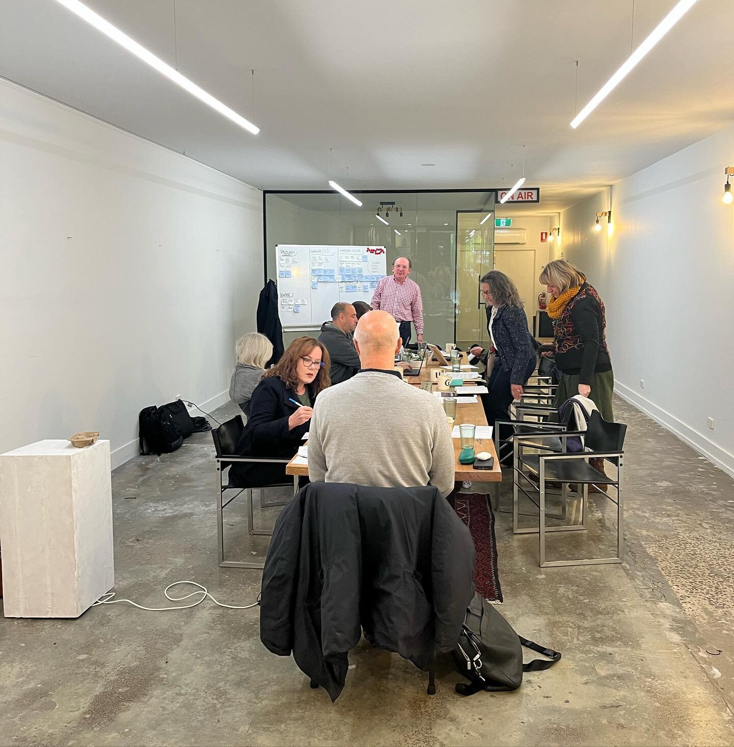 Today we welcome @foundationhouseaustralia to TOMS for their strategy review workshop.
.
.
.
#coworking #coworkingcommunity #notforprofit #supportinglocal #brunswick #melbourne #officespace