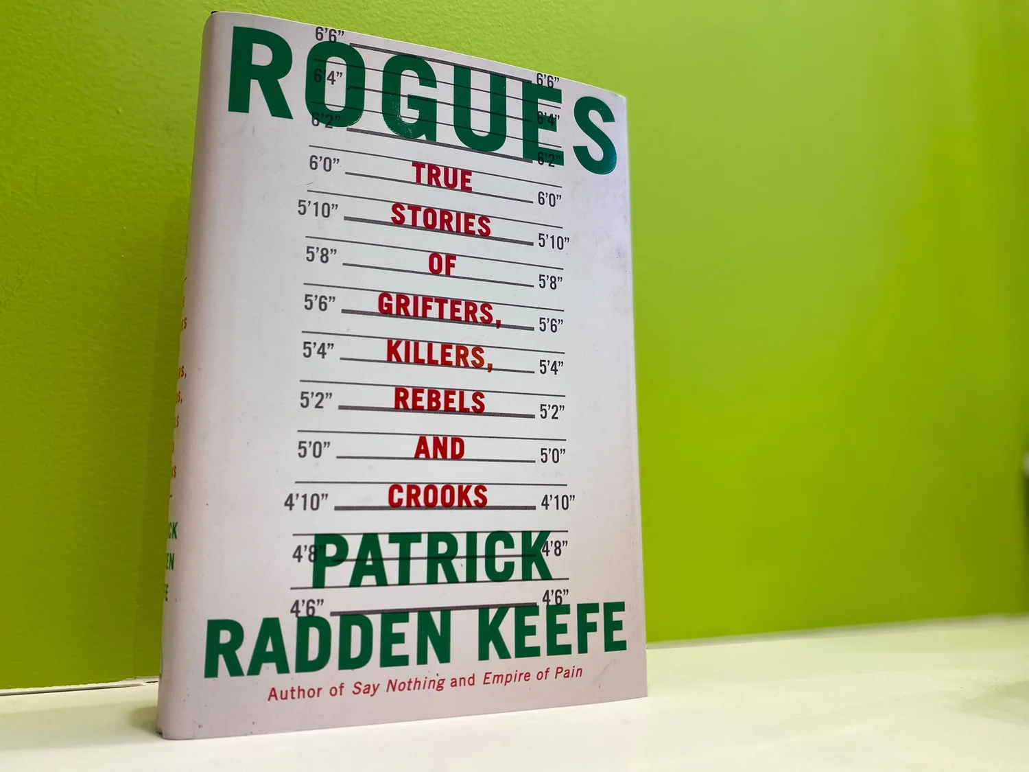 Rogues by Patrick Radden Keefe: 9780593467732 | : Books