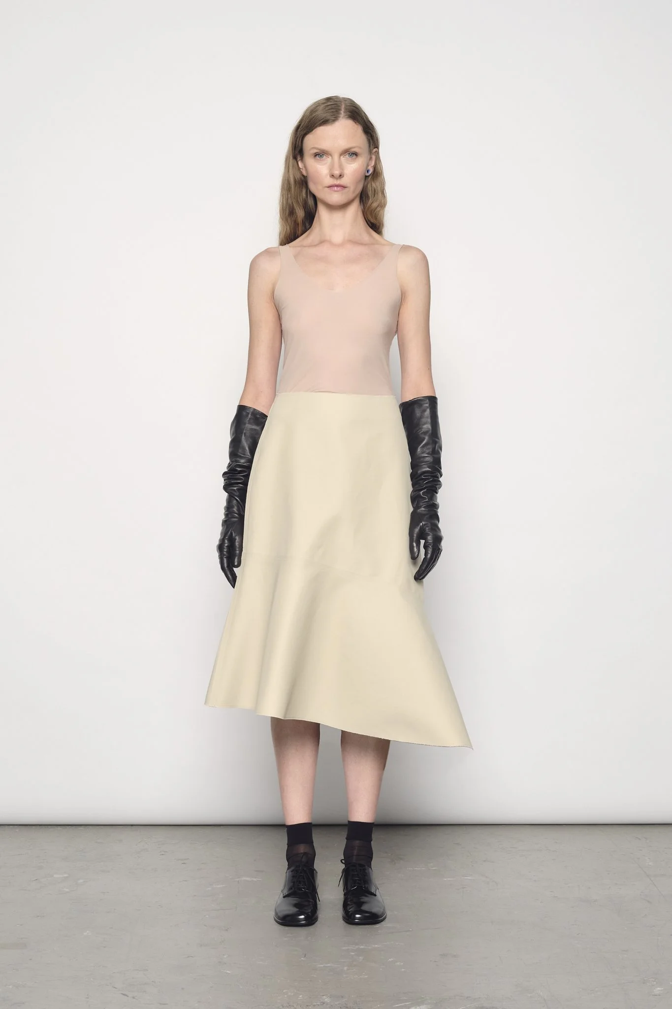 16-15 Crossed Skirt Trench