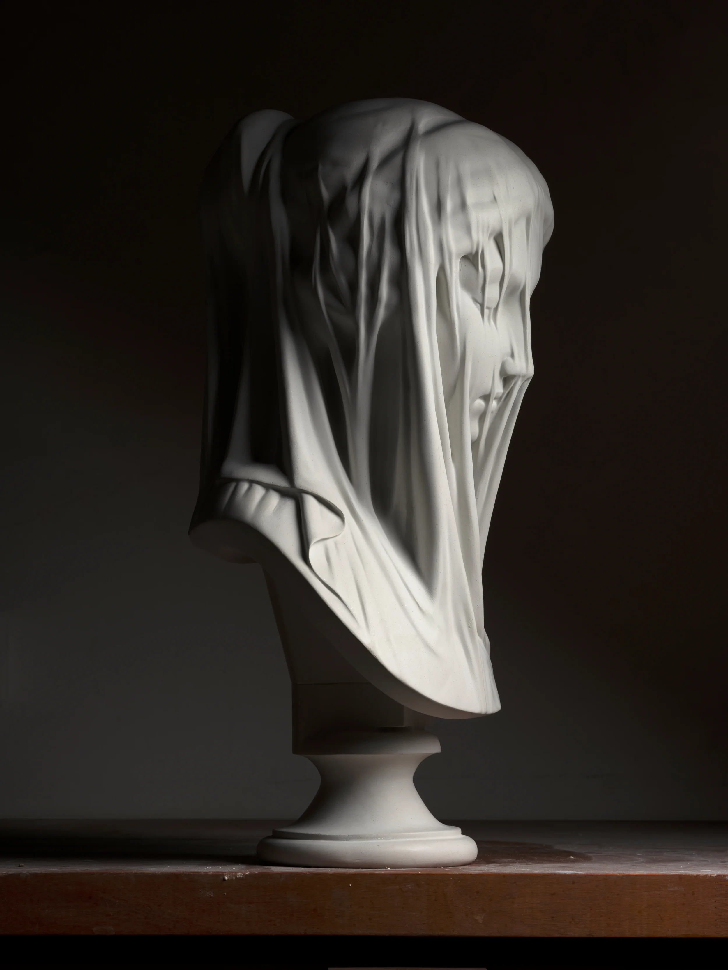 Vierge dans l'atelier.webp