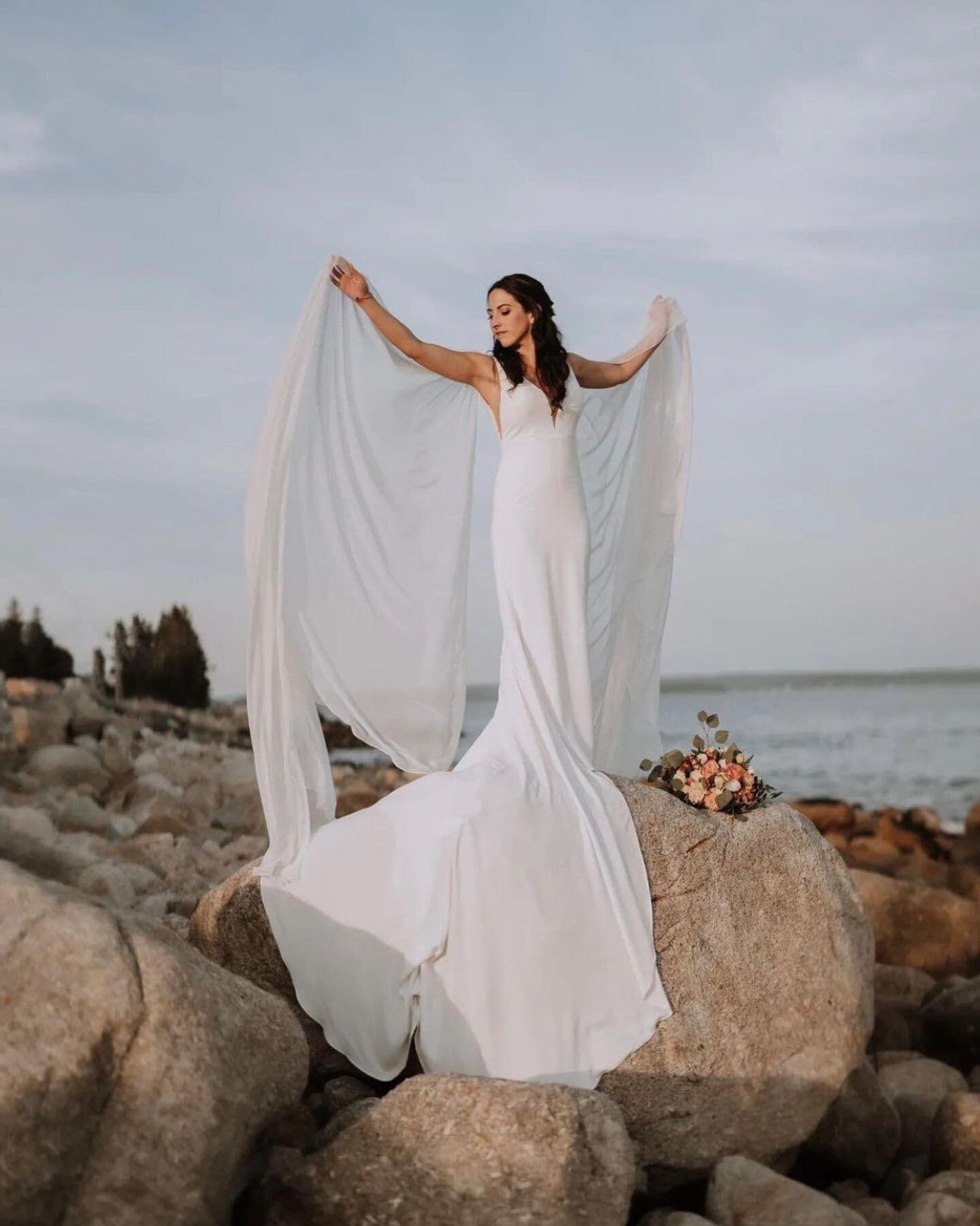 Okaaaaaaaaay 🤩🤩🤩🤩🤩
@brittcream literally killed it with this dress! The cape, I can&rsquo;t handle it 😍
These photos are art, so breath taking Xo
You looked stunning Britt on your wedding day!!! You belong on the cover of @vogueweddings 🙌🏼
.
