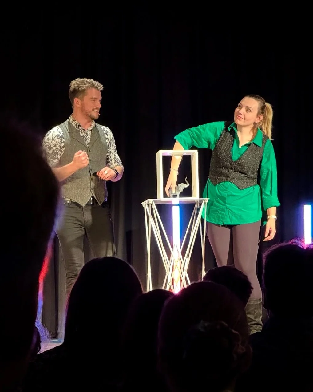 October Dump 🍂
What a wild month this has been&hellip;

Over the past 4 weeks I&rsquo;ve:
- seen 6 other full-length shows
- performed 9 public shows (to over 2,500 people!)
- spent 15 days away from home
- moved into a new house
- created a BUNCH o