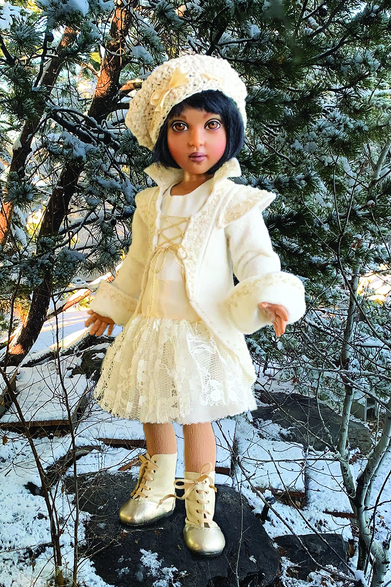 'Winter White Runa'  (pre-order)