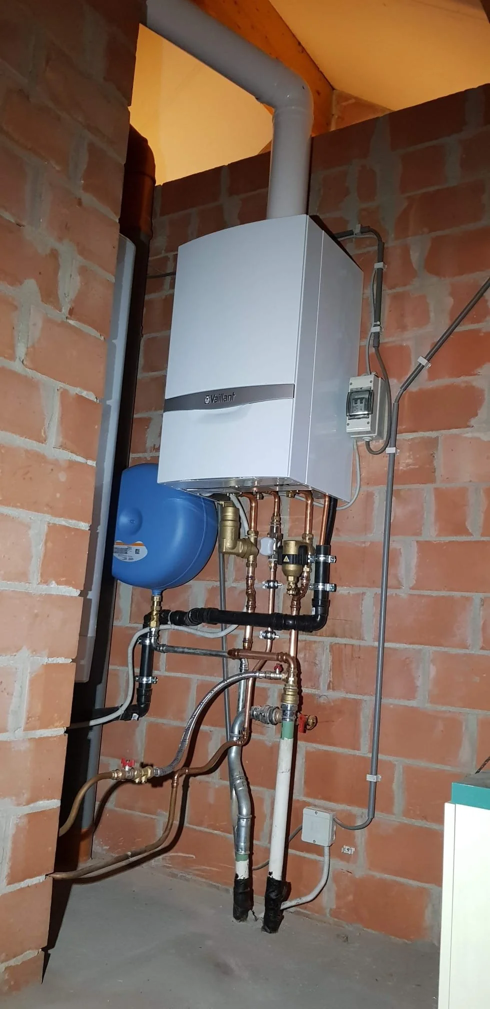 WhatsApp Image 2025-11-09 at 18.35.08.jpeg