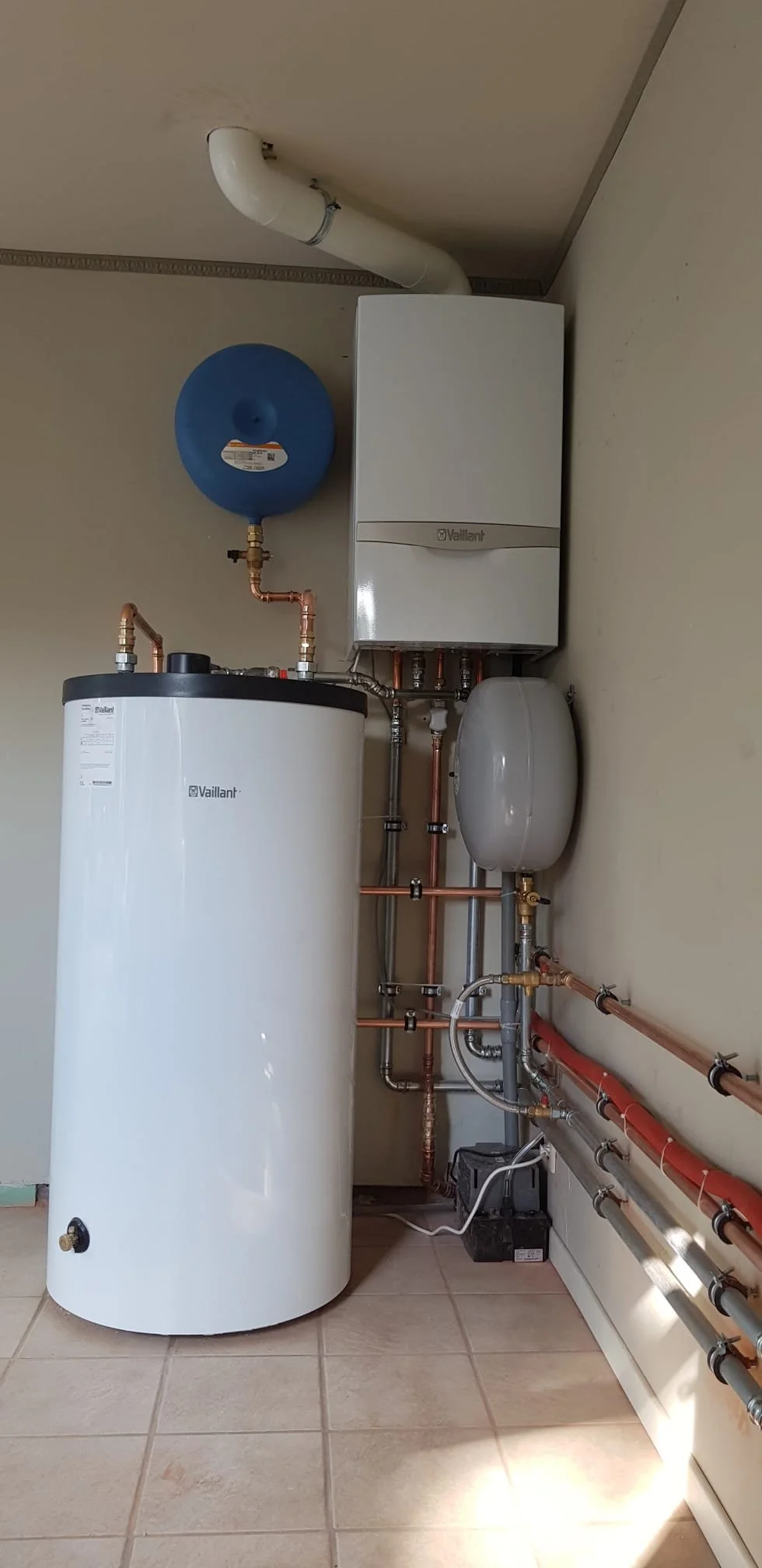 WhatsApp Image 2025-11-09 at 18.34.45.jpeg