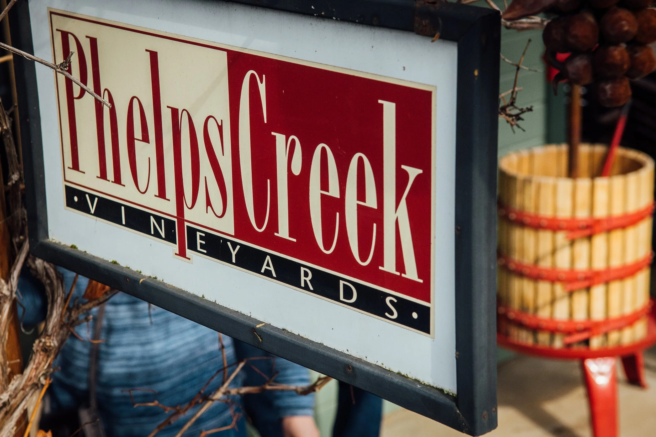 Image of Tasting Room Sign “Phelps Creek Vineyards”