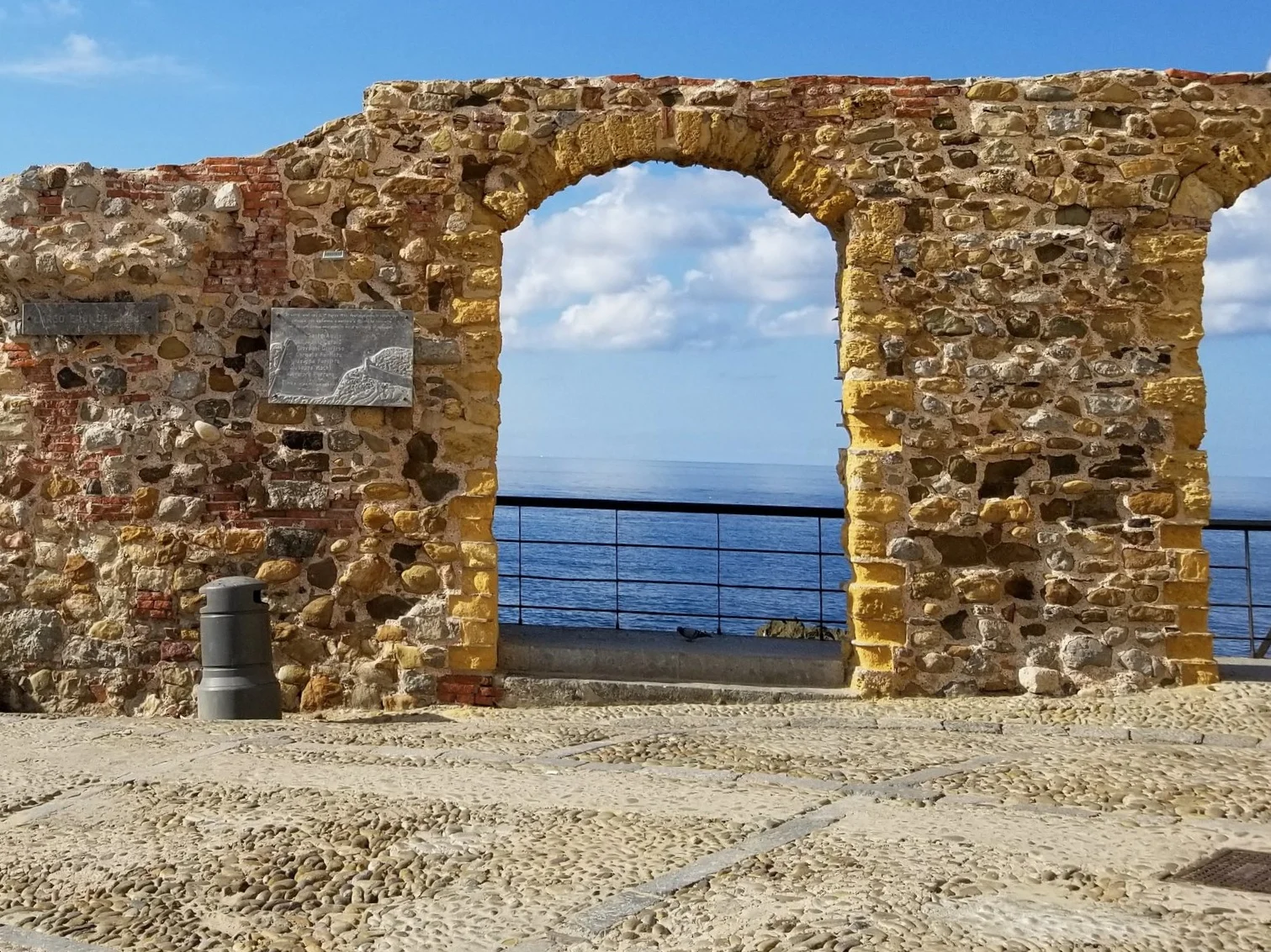 Tyrrhenian Sea, Sicily | 38°02′N 14°01′E
