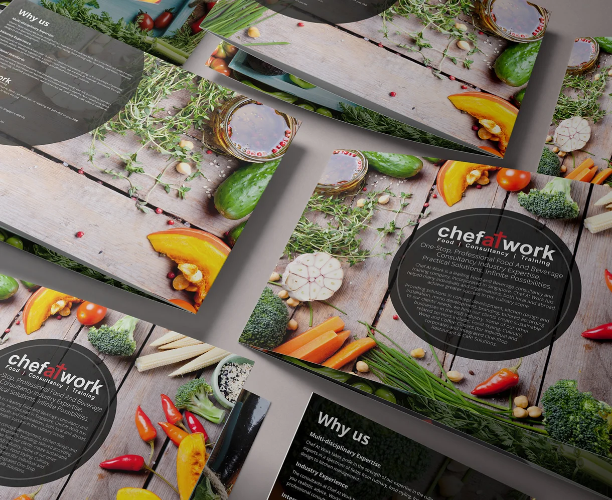 Chefatwork_tri-fold-brochure-landscape_design-02.jpg