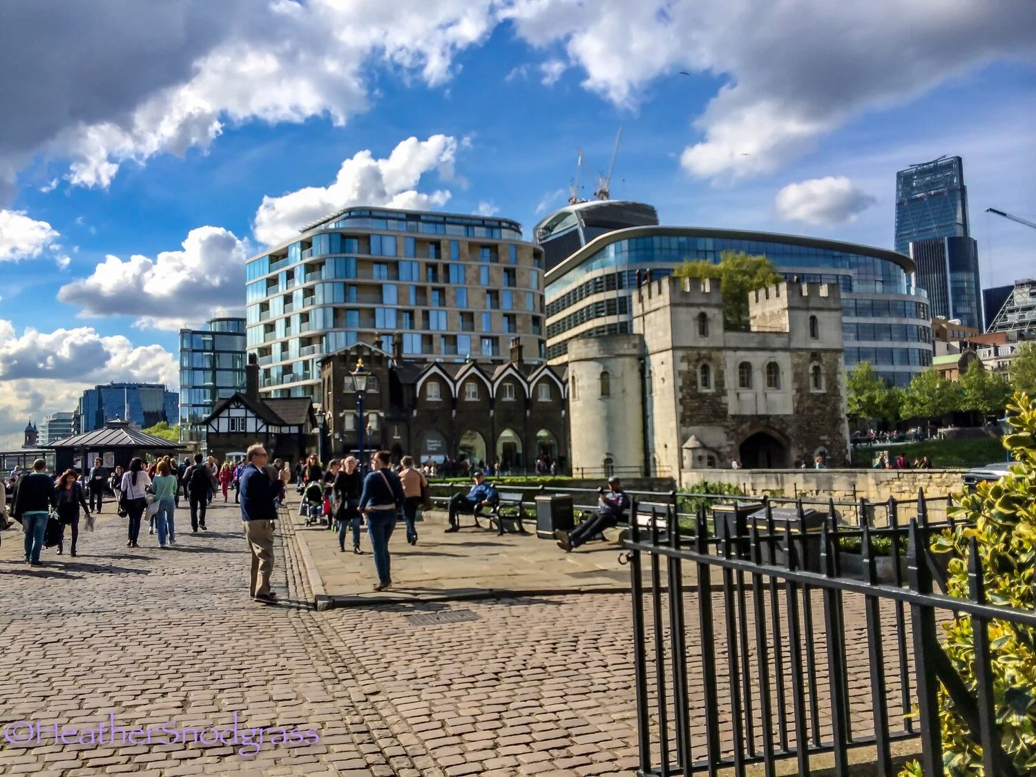 Tower of London and other buildings in London
