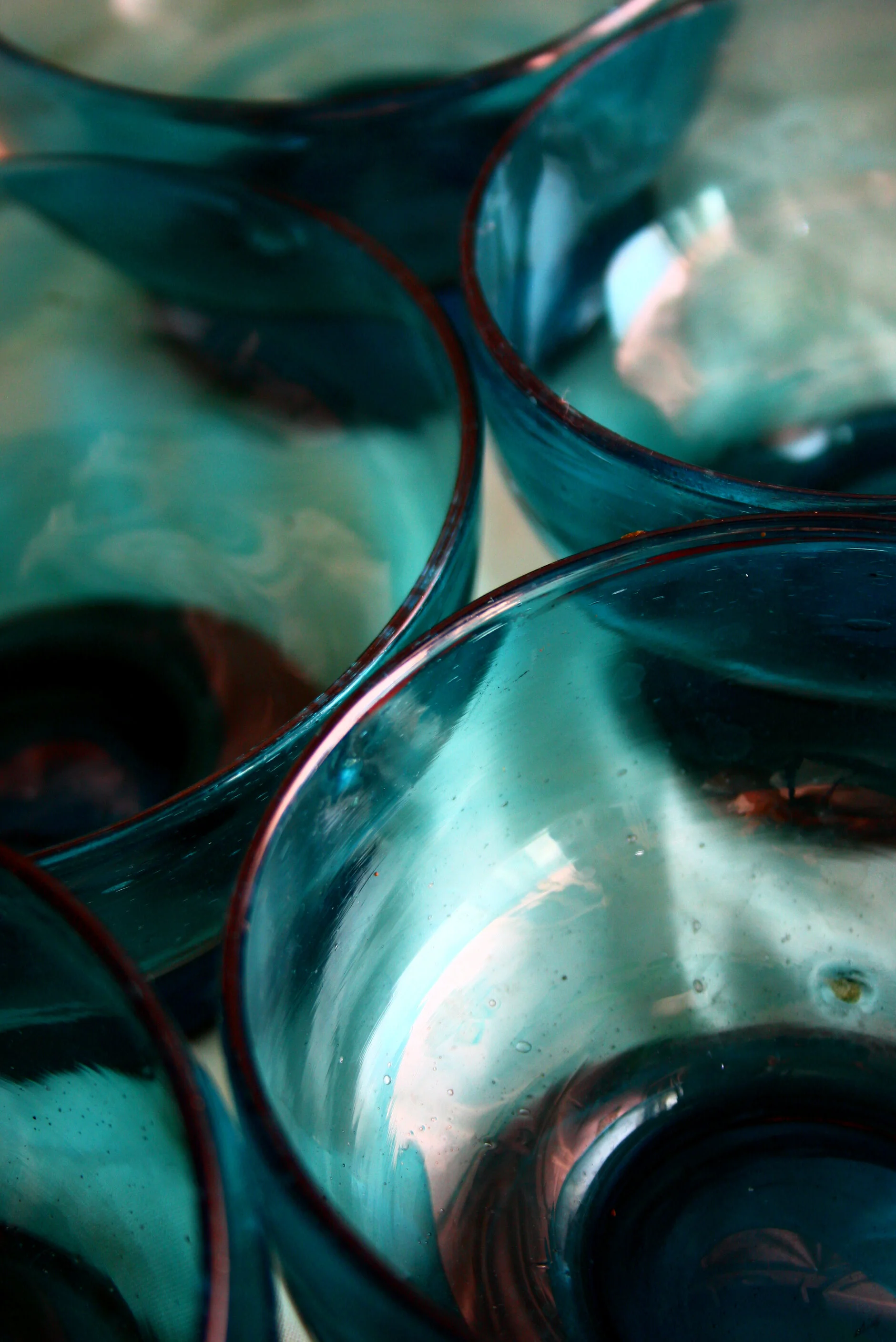 4 emerald dessert bowls