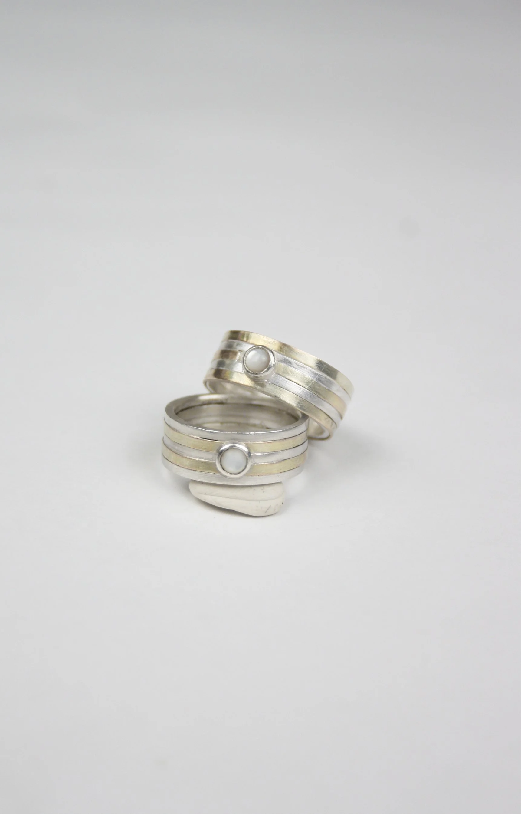 R012 AGAU 11.9358K stripes (Copy)