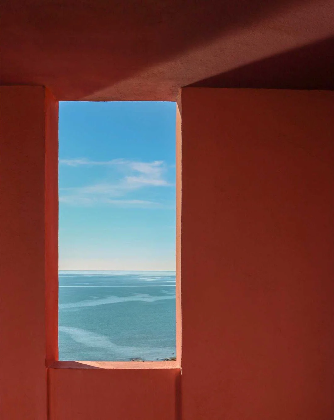 Tekla Evelina Severin Finds the Lines in Color Overload and Bold