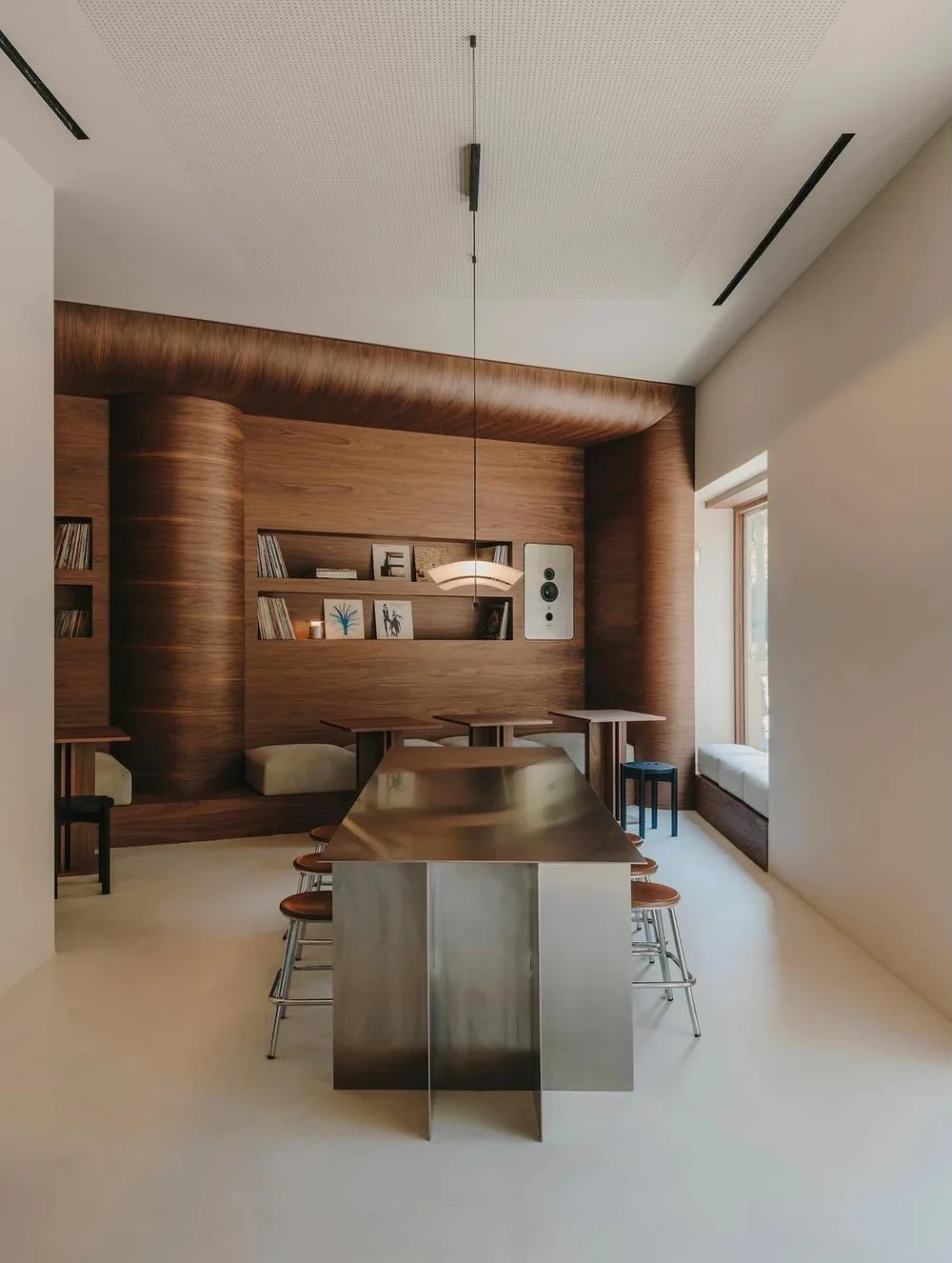INTERVIEW &bull; @isernserra 

Isern Serra on Design, Light, and the Quiet Power of Space

Barcelona-based designer Isern Serra shares his approach to light, silence, and materiality, creating spaces that balance restraint and warmth.

Read more on V