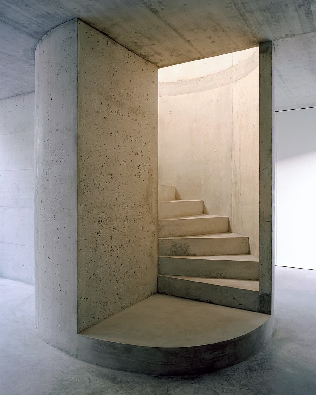 Tenant House

Located in Sintra, Portugal

Photography by @maxdelv 
Architecture by @arquitecturag 

#arquitecturag #architechture #visualpleasuremag