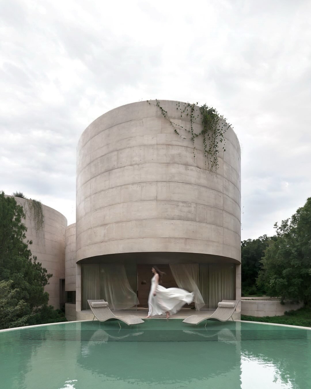 House in Sotogrande by @noarchitects.studio , located in Andalusia, Spain.

Visuals: @noarchitects.studio 

#architecture #interiors #visualpleasuremag
