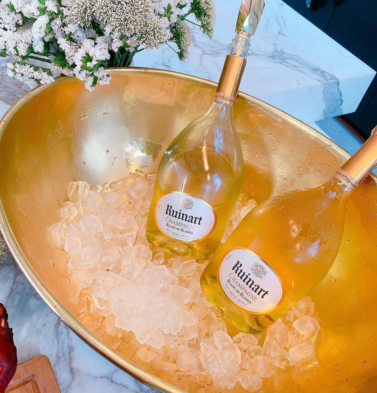 The perfect party starter #ruinart #champagne