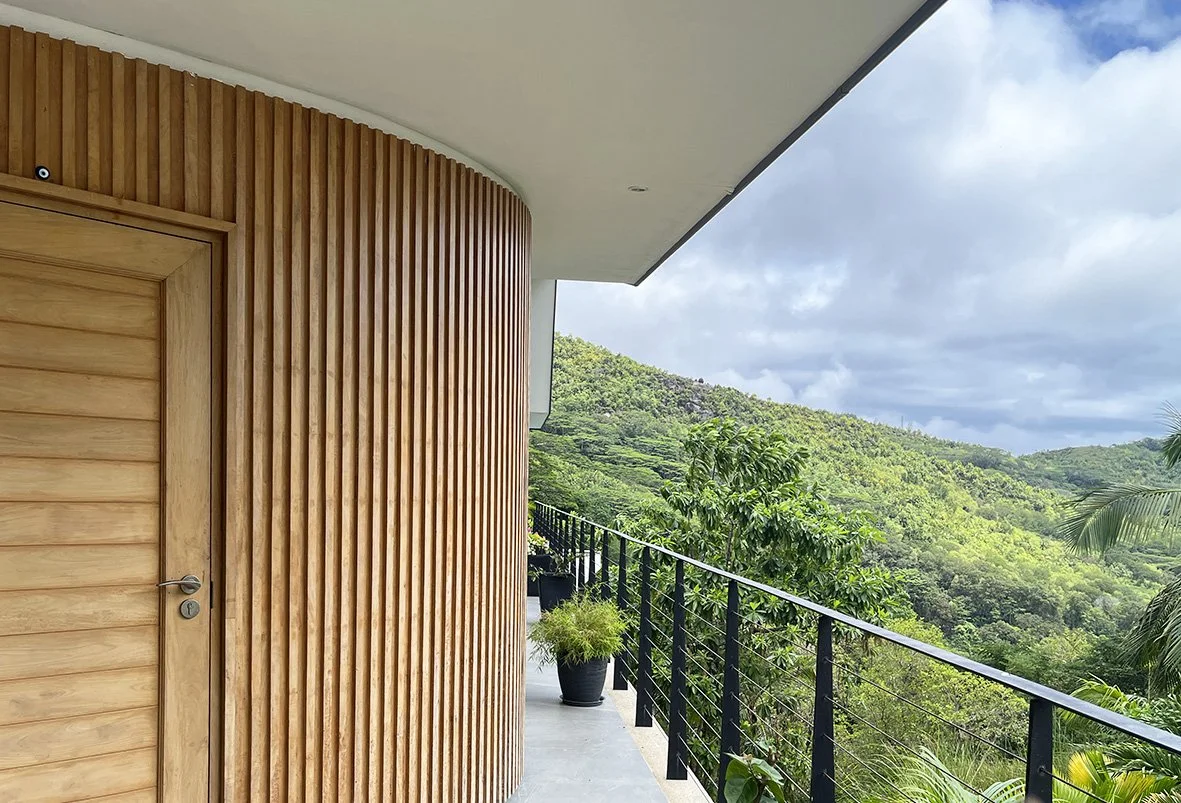 205_web 17.jpg