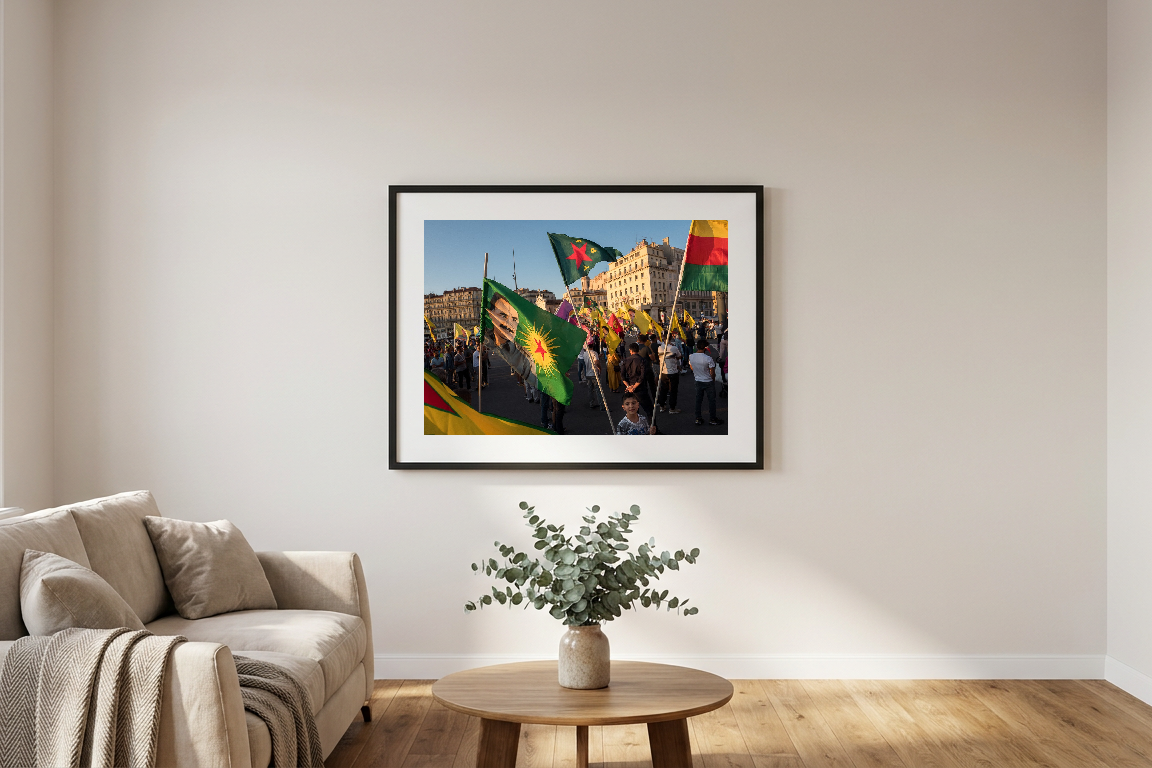 lensible-mockup-9d77a31d-05bd-44eb-9816-ed6f007be826.png