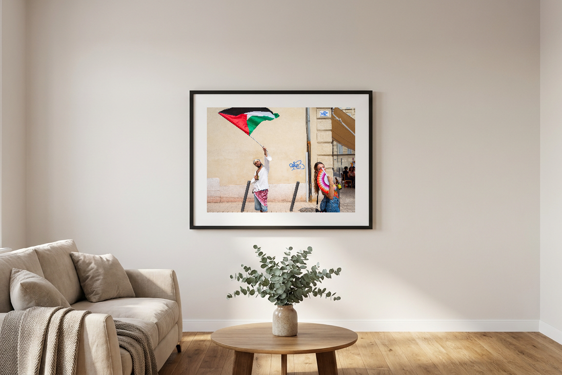 lensible-mockup-2407a2f1-1f0b-405a-88dd-bcf321be0ee9.png
