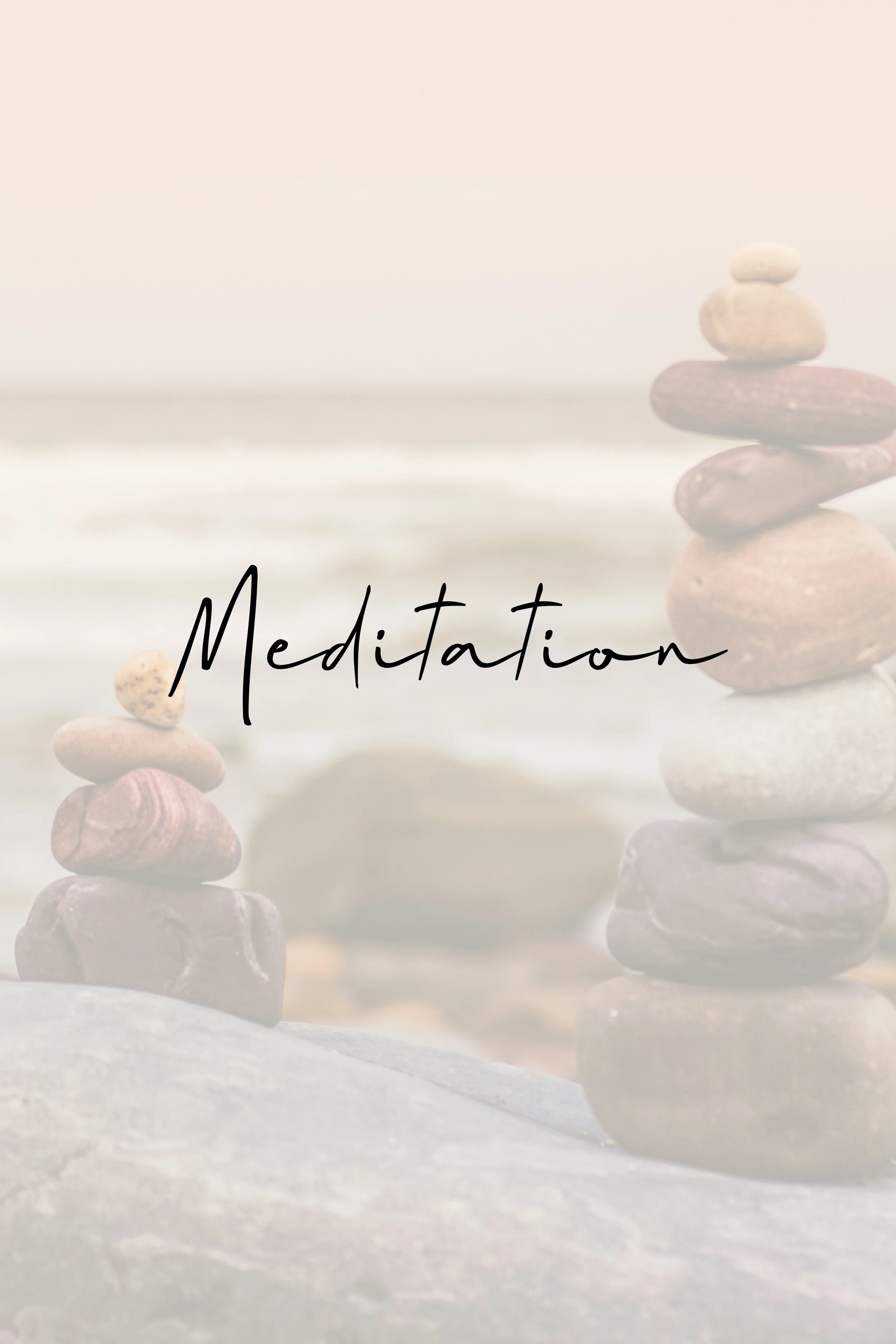 We start the day relaxed and in silence with meditation. After the session you can meet the other yogis online.